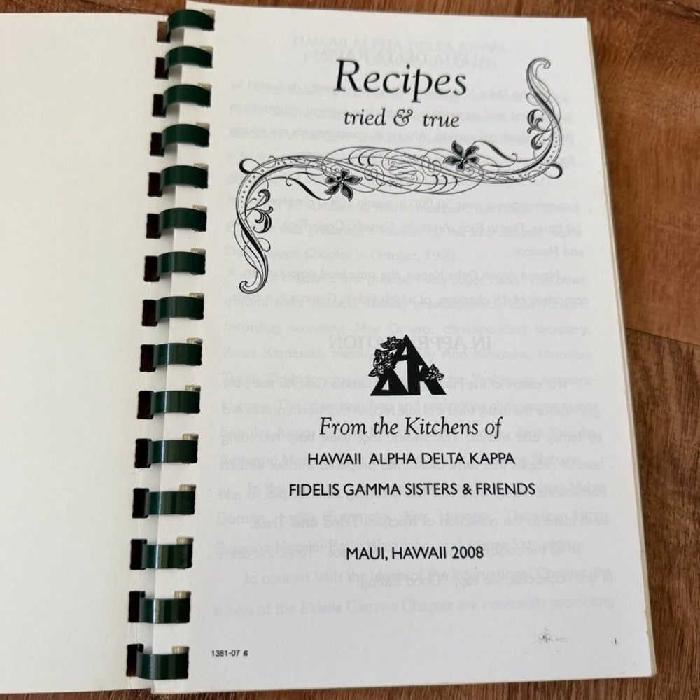 Hawaii Recipes Tried & True Cookbook 2008 Maui Alpha Delta Kappa Local Food - Picture 3 of 7